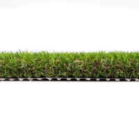 Moderne Outdoor-Sitzecke mit dunklem Loungesofa, beigem Zierkissen, passendem Glastisch und Flaschen, auf grünem Rasen, im Hintergrund Pflanzen und Sichtschutz; darüber der Text: „Für ein tolles Ambiente“, das Wort „tolles“ ist fett, kursiv und rot unterstrichen.